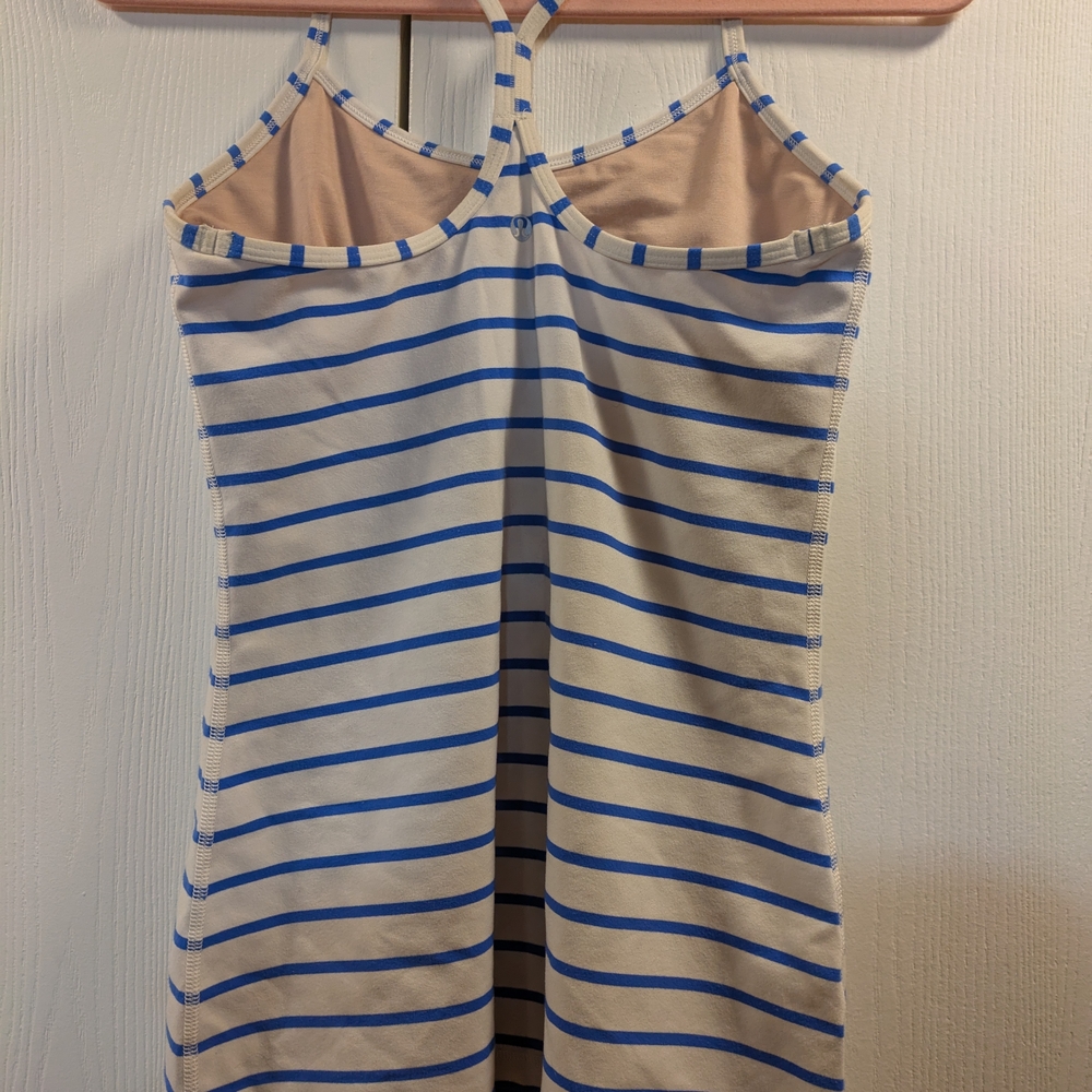 Lululemon Tank With Built In Bra - Picture 2 of 5